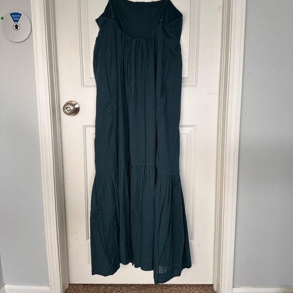 Abercrombie L low back tiered teal maxi dress - Picture 2 of 4